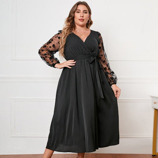 Sort Omslagkjole (Plus Size)