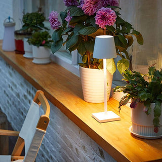 Minimalistisk trådløs justerbar designlampe